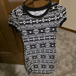 No Boundaries Black and White Aztec Short Sleeve Dress